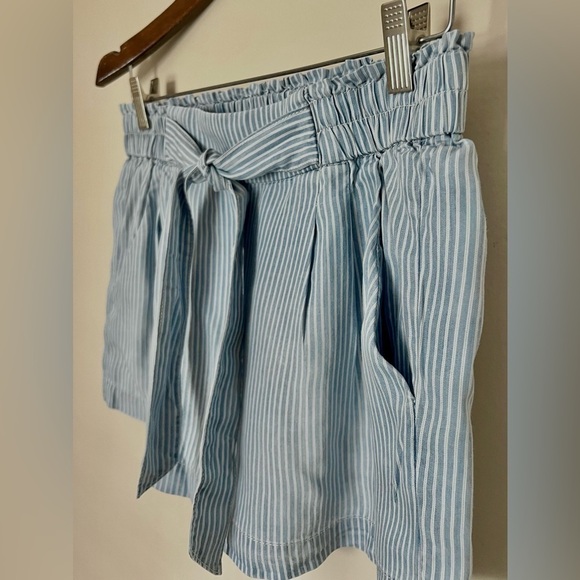 JOLT Junior’s Flowy Pull‎ On Fabric Tie Blue Stripe Shorts Size M Cowgirl Boho - Picture 6 of 14